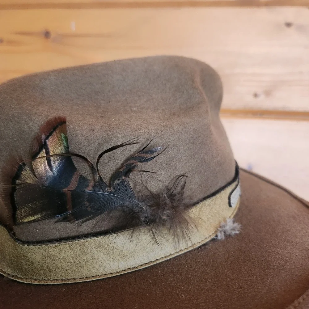 BULLHIDE Cowboy Western Hat Brown Horsing Around Concho Leather Wool Brim Size L